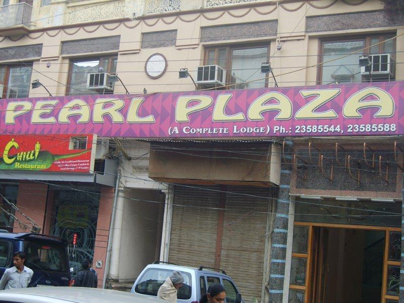 Hotel Pearl Plaza New Delhi Eksteriør bilde