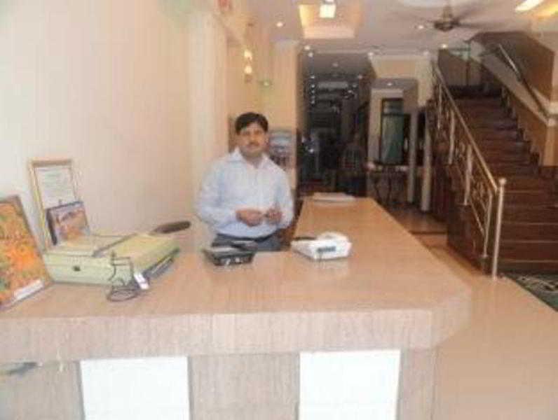 Hotel Pearl Plaza New Delhi Eksteriør bilde