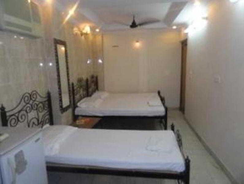 Hotel Pearl Plaza New Delhi Eksteriør bilde