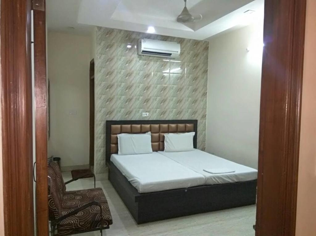 Hotel Pearl Plaza New Delhi Eksteriør bilde